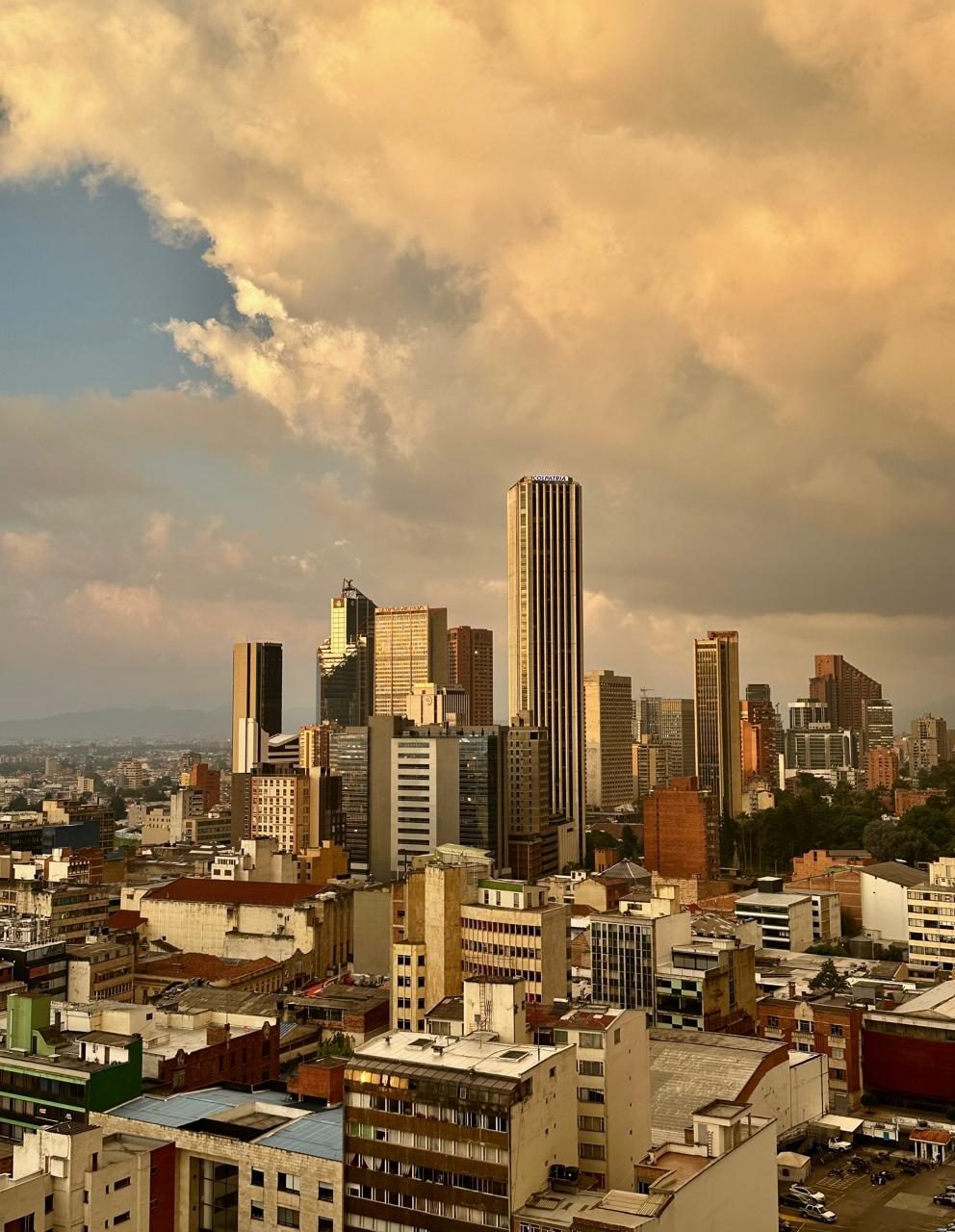 1902 en BD Bacatá, Bogotá